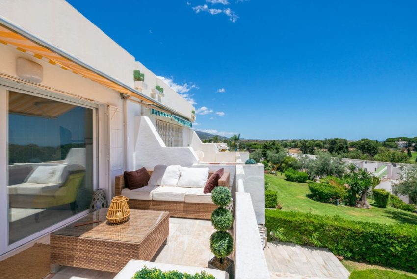 R4991452-Townhouse-For-Sale-Nueva-Andalucia-Terraced-2-Beds-143-Built-15