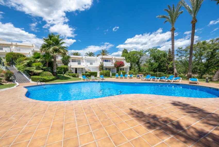 R4991452-Townhouse-For-Sale-Nueva-Andalucia-Terraced-2-Beds-143-Built-18