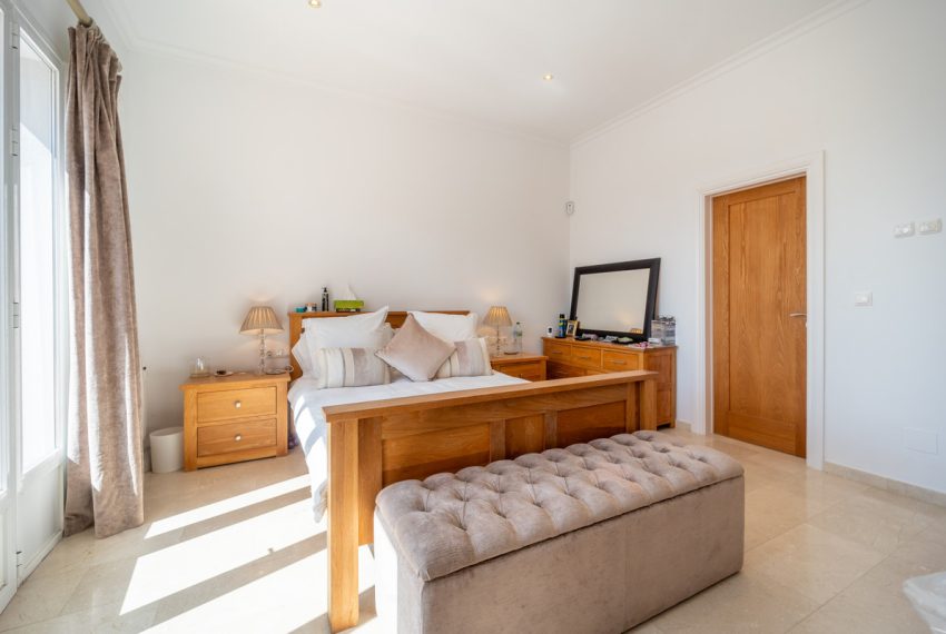 R4991473-Villa-For-Sale-Istan-Detached-4-Beds-240-Built-10