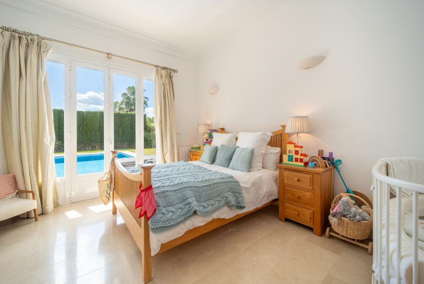 R4991473-Villa-For-Sale-Istan-Detached-4-Beds-240-Built-18