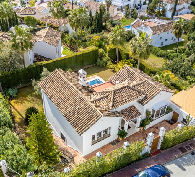 R4991473-Image 1-Detached - 4 Beds - 240 Built