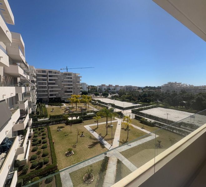R4991668-Image 1-Middle Floor - 3 Beds - 99 Built