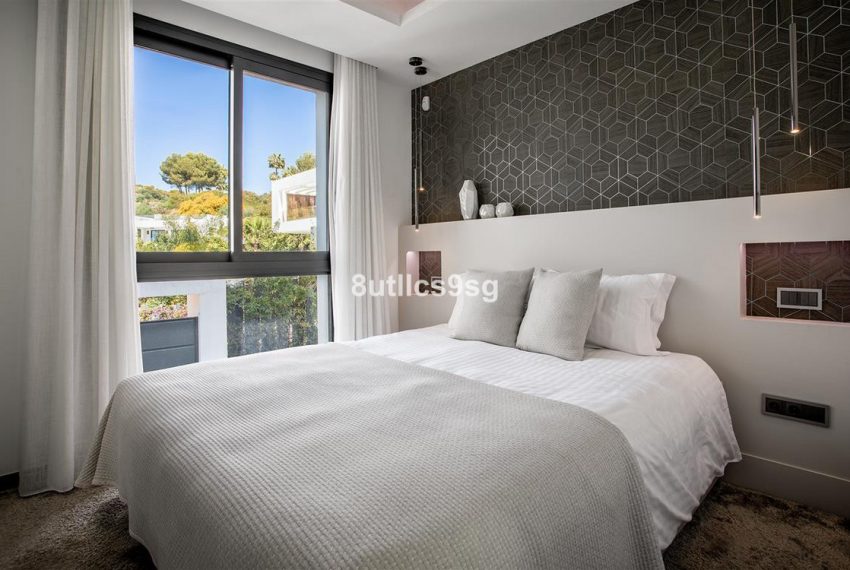 R4991854-Villa-For-Sale-Nueva-Andalucia-Detached-5-Beds-701-Built-14