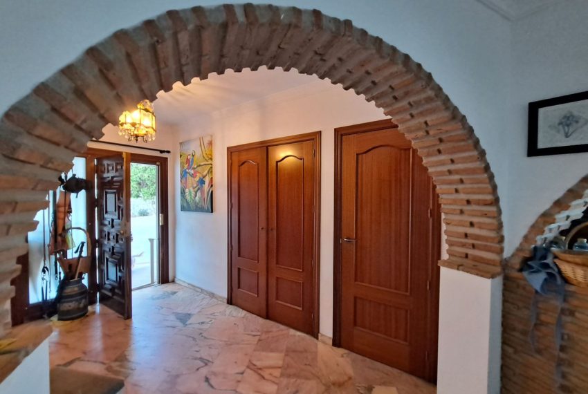 R4992076-Villa-For-Sale-Mijas-Detached-6-Beds-407-Built-3