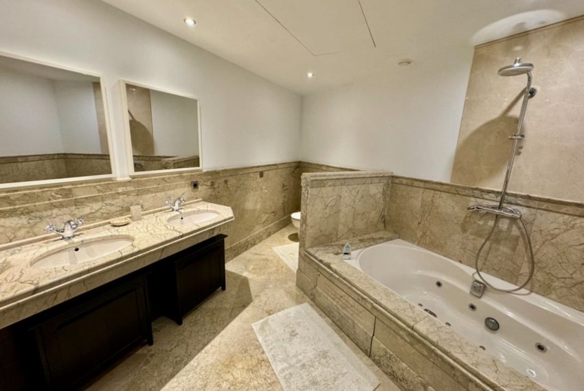 R4992133-Apartment-For-Sale-San-Pedro-de-Alcantara-Ground-Floor-3-Beds-231-Built-13