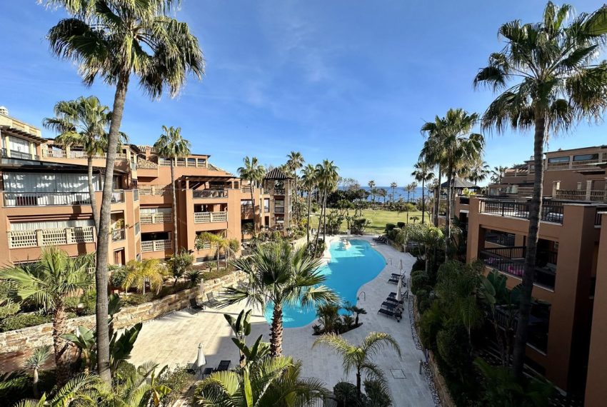 R4992133-Apartment-For-Sale-San-Pedro-de-Alcantara-Ground-Floor-3-Beds-231-Built