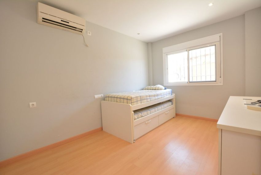 R4992583-Villa-For-Sale-Elviria-Detached-7-Beds-400-Built-13