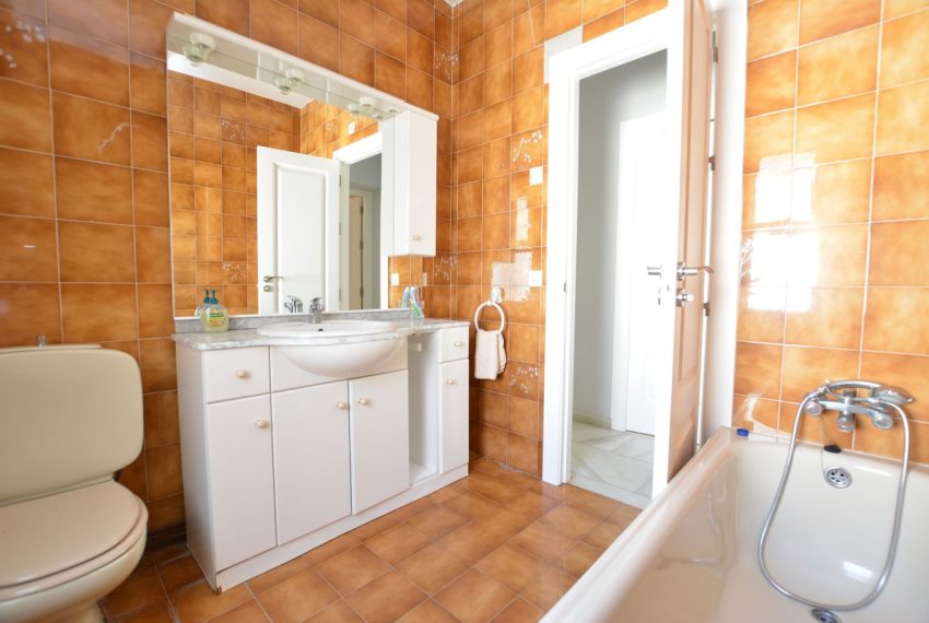 R4992583-Villa-For-Sale-Elviria-Detached-7-Beds-400-Built-15