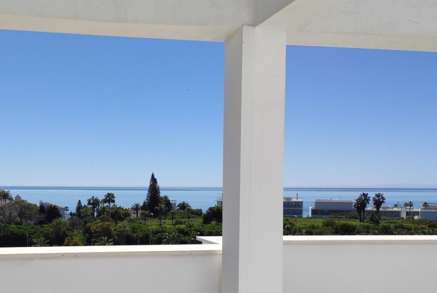 R4992916-Apartment-For-Sale-Estepona-Penthouse-2-Beds-92-Built-2