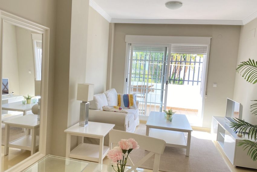 R4992952-Apartment-For-Sale-Nueva-Andalucia-Ground-Floor-1-Beds-59-Built-2