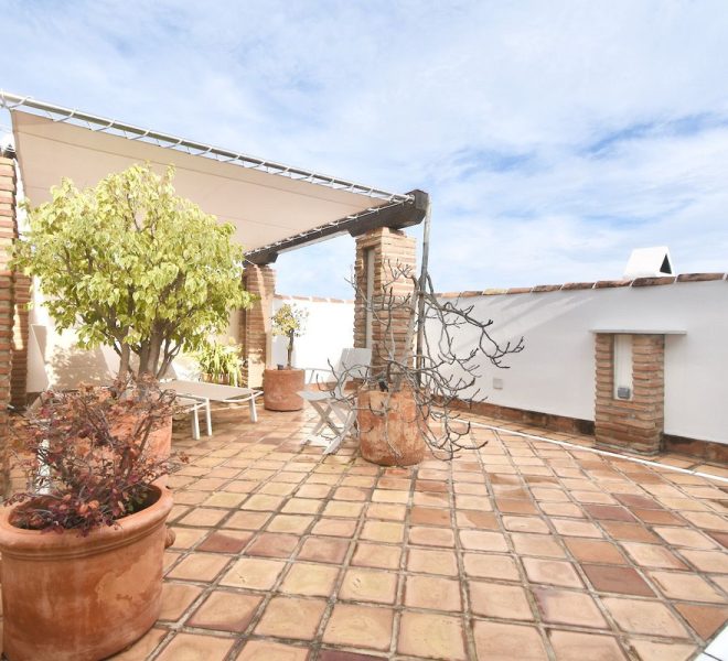 R4993003-Image 1-Detached - 3 Beds - 425 Built