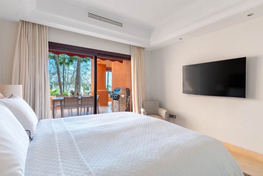 R4993216-Apartment-For-Sale-Nueva-Andalucia-Middle-Floor-3-Beds-150-Built-10