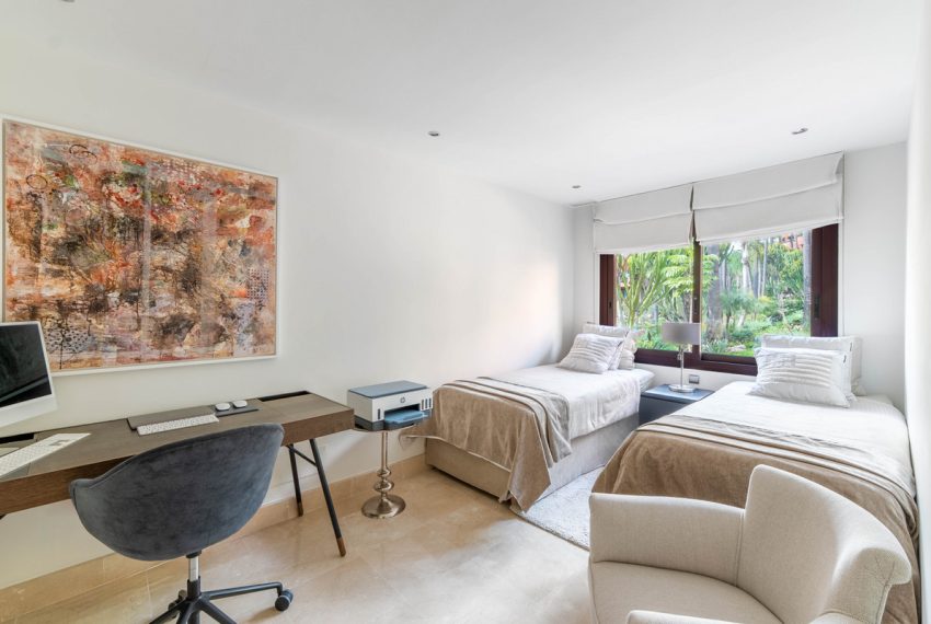 R4993216-Apartment-For-Sale-Nueva-Andalucia-Middle-Floor-3-Beds-150-Built-11