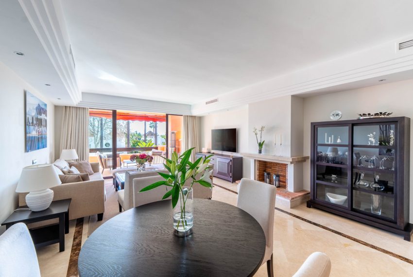 R4993216-Apartment-For-Sale-Nueva-Andalucia-Middle-Floor-3-Beds-150-Built-5
