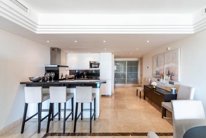 R4993216-Apartment-For-Sale-Nueva-Andalucia-Middle-Floor-3-Beds-150-Built-6