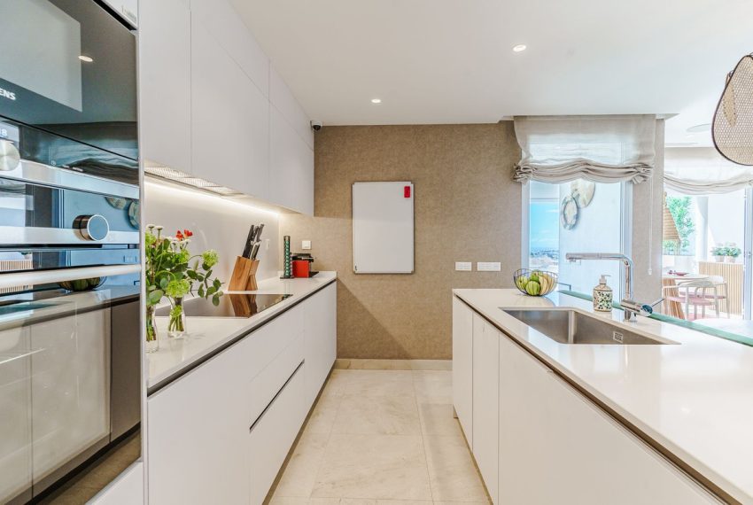 R4993978-Apartment-For-Sale-Nueva-Andalucia-Middle-Floor-2-Beds-110-Built-14
