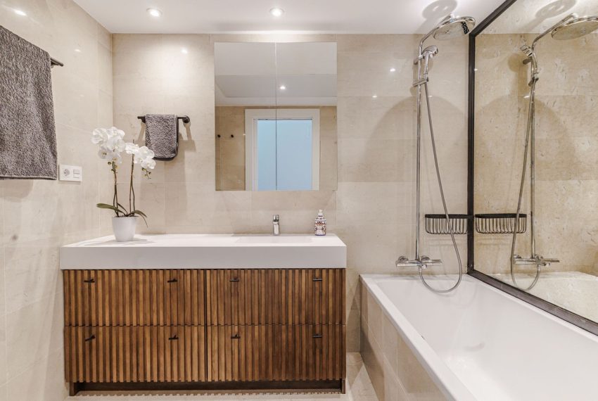 R4993978-Apartment-For-Sale-Nueva-Andalucia-Middle-Floor-2-Beds-110-Built-19