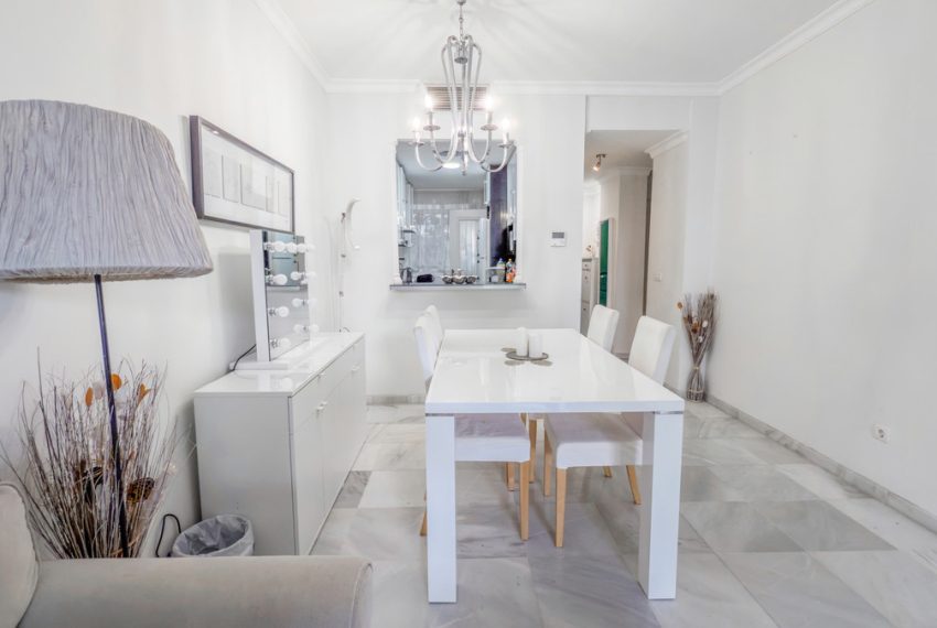 R4994233-Apartment-For-Sale-Nueva-Andalucia-Ground-Floor-2-Beds-90-Built-1