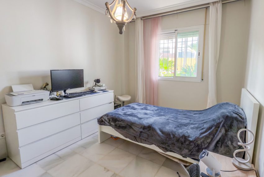 R4994233-Apartment-For-Sale-Nueva-Andalucia-Ground-Floor-2-Beds-90-Built-10