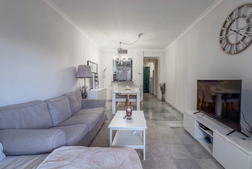 R4994233-Apartment-For-Sale-Nueva-Andalucia-Ground-Floor-2-Beds-90-Built-2