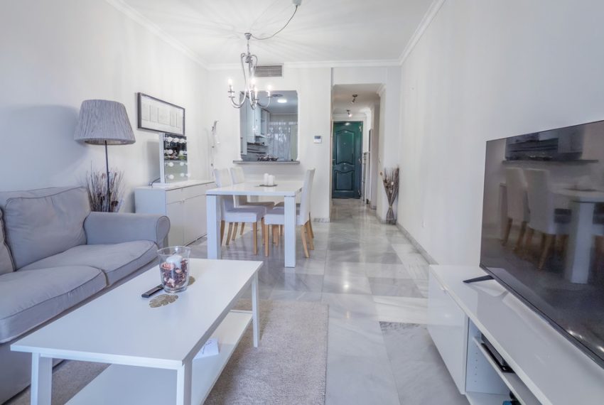 R4994233-Apartment-For-Sale-Nueva-Andalucia-Ground-Floor-2-Beds-90-Built-3