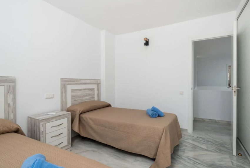 R4994341-Townhouse-For-Sale-Atalaya-Terraced-4-Beds-180-Built-11