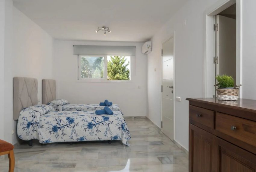 R4994341-Townhouse-For-Sale-Atalaya-Terraced-4-Beds-180-Built-14