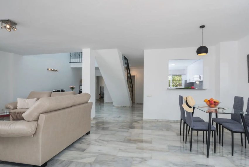R4994341-Townhouse-For-Sale-Atalaya-Terraced-4-Beds-180-Built-3