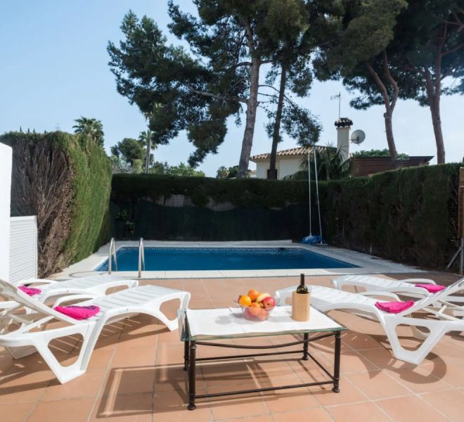 R4994341-Image 1-Terraced - 4 Beds - 180 Built