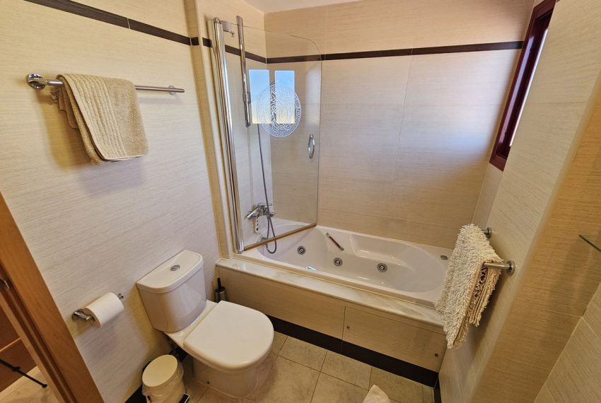 R4994404-Apartment-For-Sale-La-Cala-de-Mijas-Penthouse-2-Beds-75-Built-6