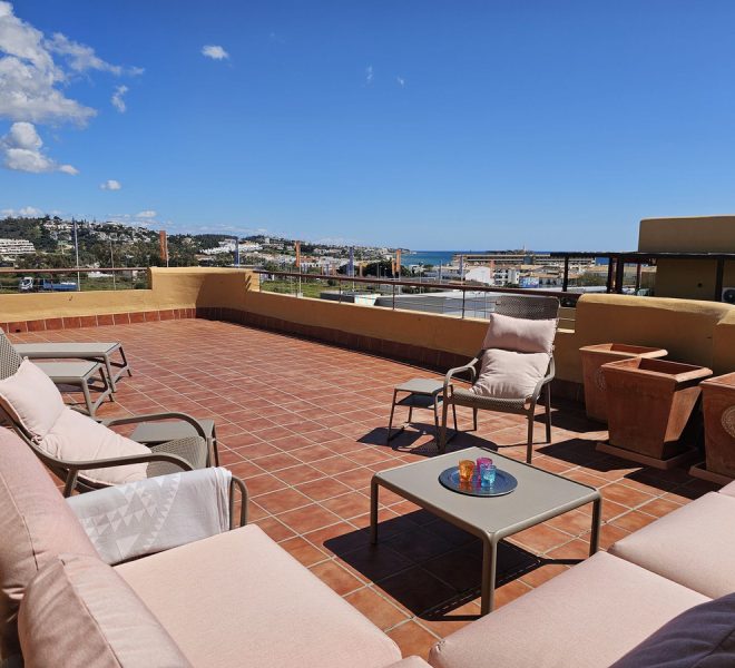 R4994404-Image 1-Penthouse - 2 Beds - 75 Built