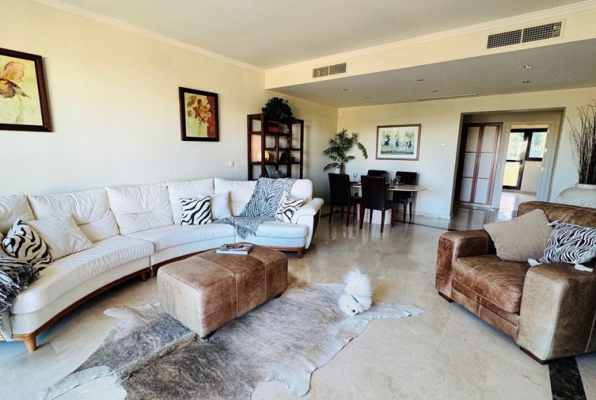 R4994803-Apartment-For-Sale-La-Quinta-Penthouse-2-Beds-130-Built-1