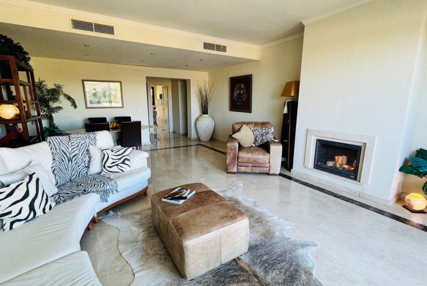 R4994803-Apartment-For-Sale-La-Quinta-Penthouse-2-Beds-130-Built-18