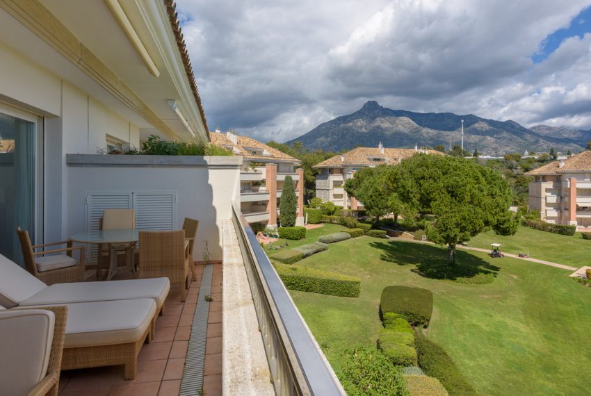 R4994860-Apartment-For-Sale-The-Golden-Mile-Penthouse-Duplex-3-Beds-288-Built-13