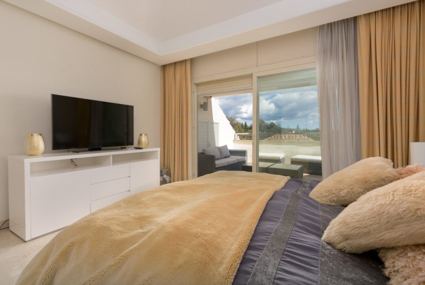 R4994860-Apartment-For-Sale-The-Golden-Mile-Penthouse-Duplex-3-Beds-288-Built-19