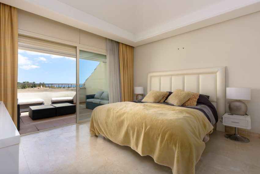R4994860-Apartment-For-Sale-The-Golden-Mile-Penthouse-Duplex-3-Beds-288-Built-4