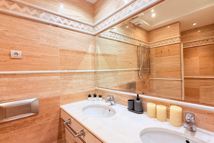 R4994959-Apartment-For-Sale-The-Golden-Mile-Middle-Floor-2-Beds-180-Built-11