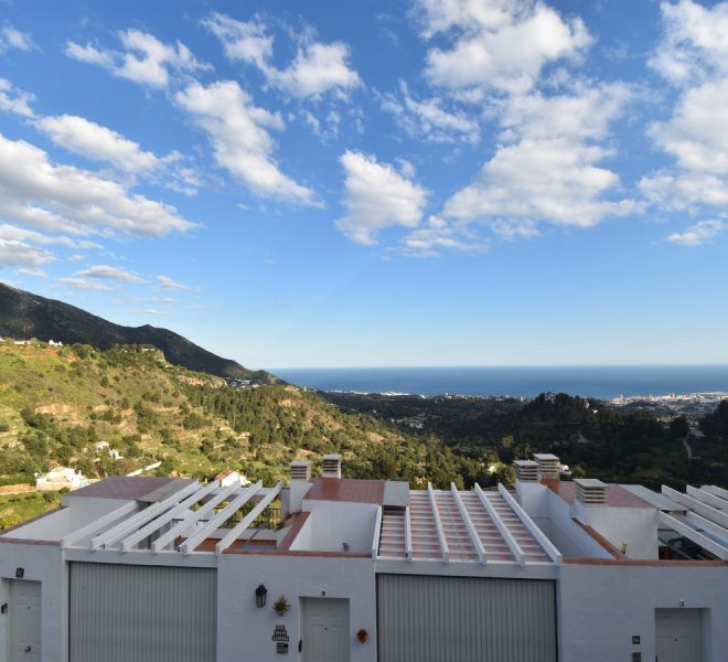 R4995238-Image 1-Penthouse - 2 Beds - 92 Built