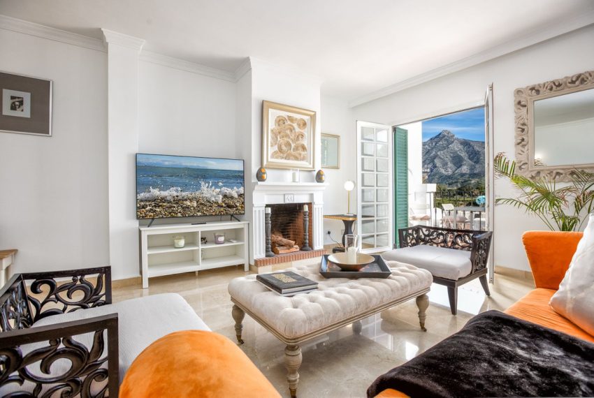 R4995241-Townhouse-For-Sale-Aloha-Terraced-3-Beds-156-Built-13
