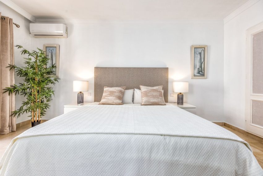 R4995241-Townhouse-For-Sale-Aloha-Terraced-3-Beds-156-Built-15