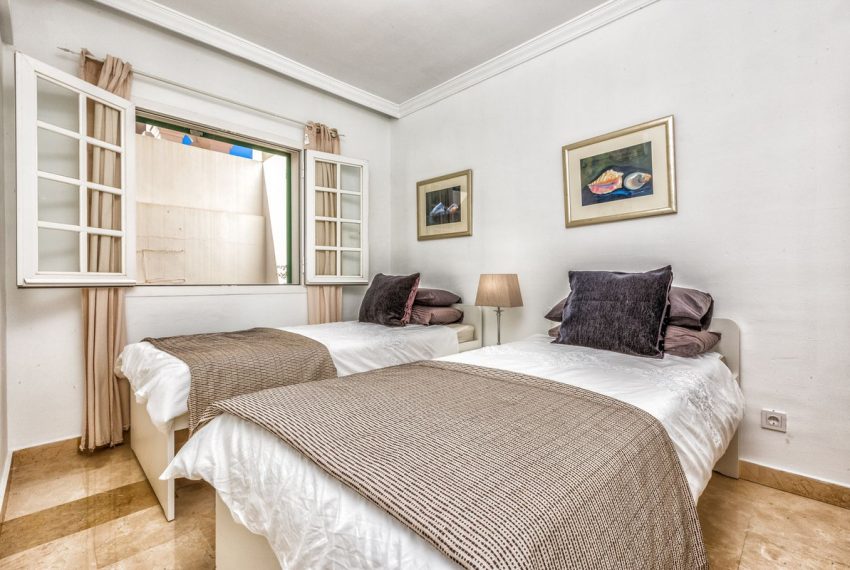 R4995241-Townhouse-For-Sale-Aloha-Terraced-3-Beds-156-Built-19
