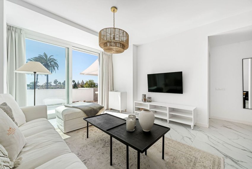R4995262-Apartment-For-Sale-Nueva-Andalucia-Penthouse-3-Beds-90-Built-6