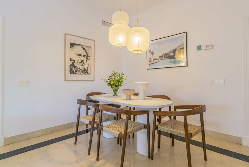 R5001352-Villa-For-Sale-Nagueles-Detached-5-Beds-400-Built-15