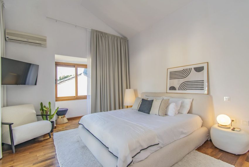 R5001352-Villa-For-Sale-Nagueles-Detached-5-Beds-400-Built-3
