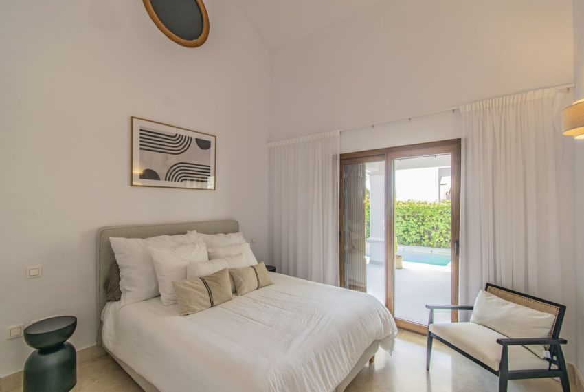R5001352-Villa-For-Sale-Nagueles-Detached-5-Beds-400-Built-6