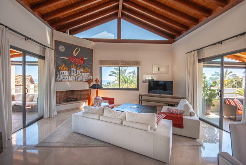 R5001367-Villa-For-Sale-Sierra-Blanca-Detached-4-Beds-466-Built-12