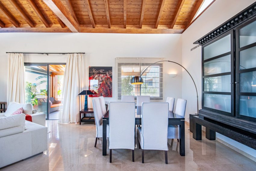 R5001367-Villa-For-Sale-Sierra-Blanca-Detached-4-Beds-466-Built-14
