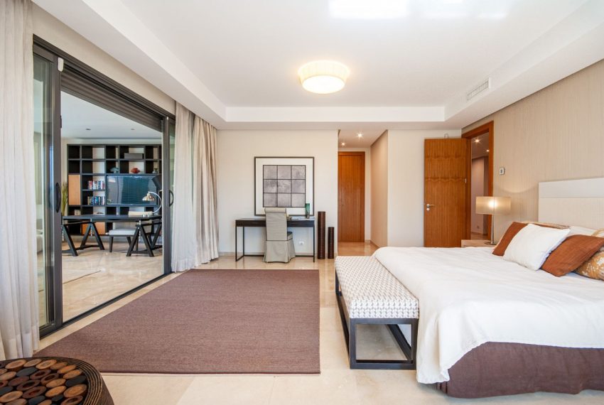 R5001367-Villa-For-Sale-Sierra-Blanca-Detached-4-Beds-466-Built-19