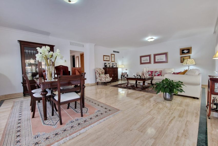 R5002036-Villa-For-Sale-Marbella-Semi-Detached-5-Beds-625-Built-15