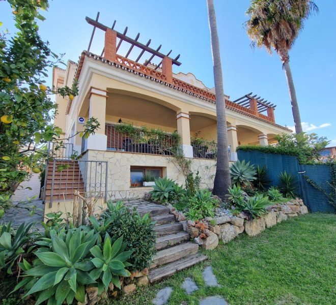 R5002036-Image 1-Semi Detached - 5 Beds - 625 Built